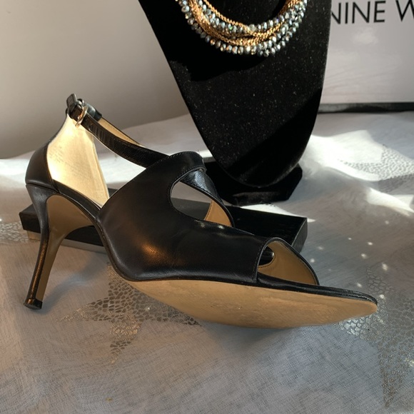 Nine West Ladies Shoes - Picture 4 of 9